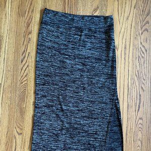Aritzia Wilfred Free Midi Stretch Thigh High Side Slit Pencil Skirt Women's Sz M
